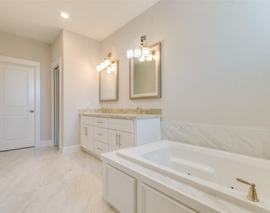 1815 Napa Creek Lane - Photo Thumbnail 29