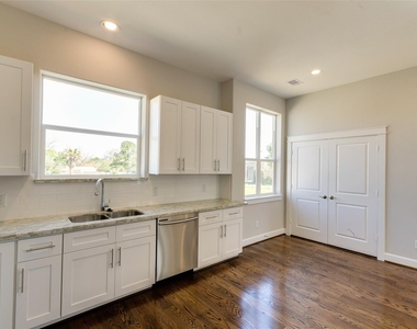 1815 Napa Creek Lane - Photo Thumbnail 20