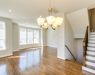 1815 Napa Creek Lane - Photo Thumbnail 4