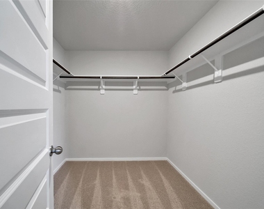 8007 Camphor Court - Photo Thumbnail 12