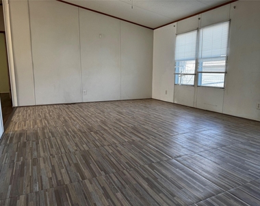 15930 Boss Gaston Road - Photo Thumbnail 17