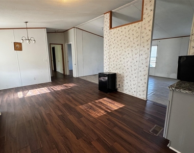15930 Boss Gaston Road - Photo Thumbnail 4