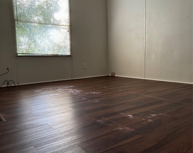 15930 Boss Gaston Road - Photo Thumbnail 10