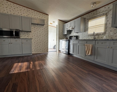 15930 Boss Gaston Road - Photo Thumbnail 6
