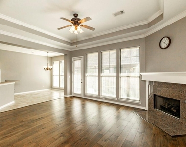 434 Harbor Oaks Drive - Photo Thumbnail 4