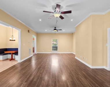 616 Westwood Circle - Photo Thumbnail 8
