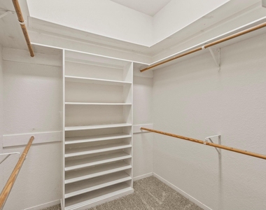 616 Westwood Circle - Photo Thumbnail 24