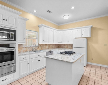 616 Westwood Circle - Photo Thumbnail 14