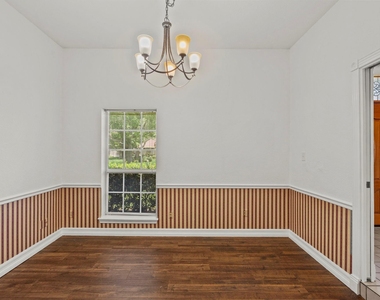 616 Westwood Circle - Photo Thumbnail 18