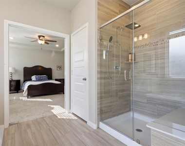 2406 Driftwood Trail - Photo Thumbnail 20