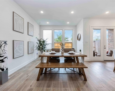 11247 Buchanan Coves Lane - Photo Thumbnail 5