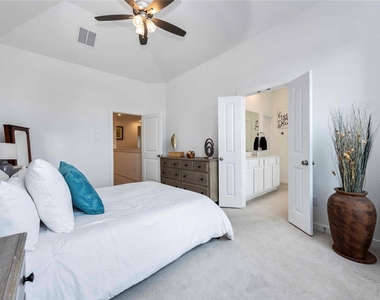11247 Buchanan Coves Lane - Photo Thumbnail 21