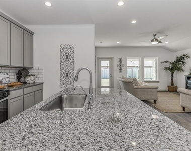 1522 Truckee River Drive - Photo Thumbnail 2