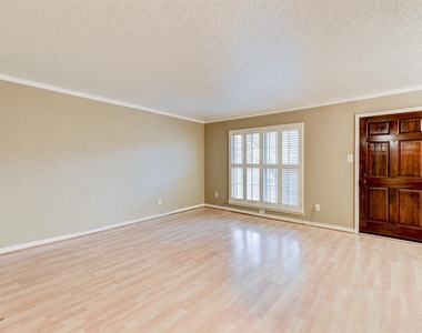 3224 Timmons Lane - Photo Thumbnail 6