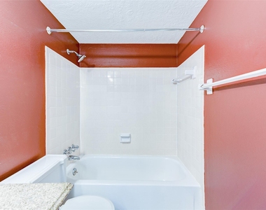 3224 Timmons Lane - Photo Thumbnail 25