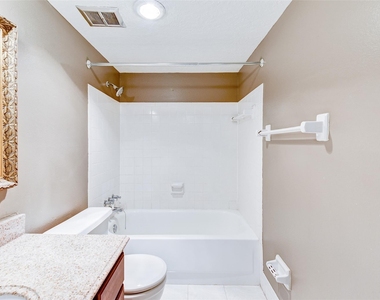 3224 Timmons Lane - Photo Thumbnail 16