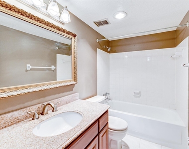 3224 Timmons Lane - Photo Thumbnail 15