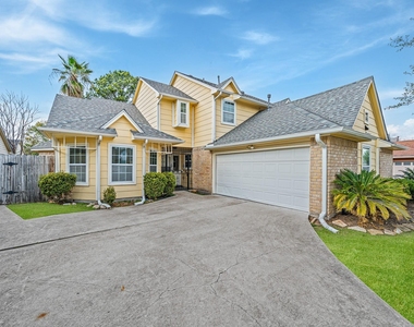 11510 Pagoda Drive - Photo Thumbnail 2