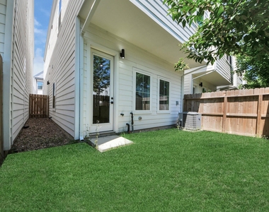 318 Neyland Street - Photo Thumbnail 42
