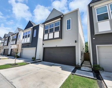 318 Neyland Street - Photo Thumbnail 1