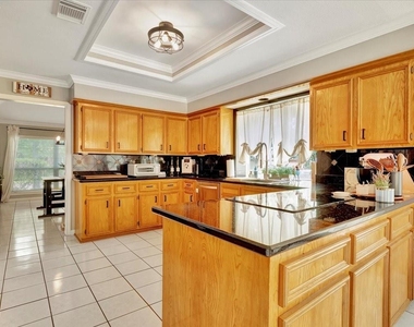 15402 Willow Shores Drive - Photo Thumbnail 25