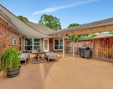 15402 Willow Shores Drive - Photo Thumbnail 38