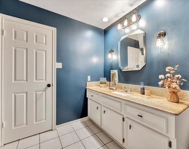 15402 Willow Shores Drive - Photo Thumbnail 32
