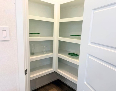 16238 Parish Pointe - Photo Thumbnail 21