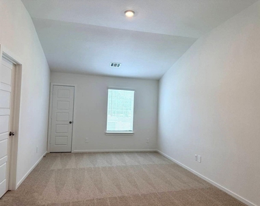 16238 Parish Pointe - Photo Thumbnail 29