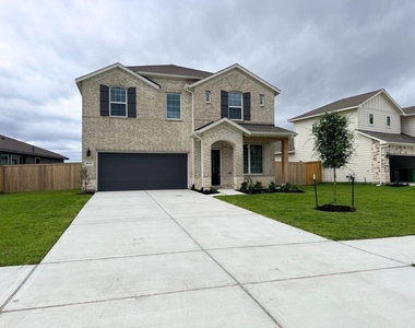 16238 Parish Pointe - Photo Thumbnail 1