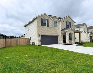 16238 Parish Pointe - Photo Thumbnail 4