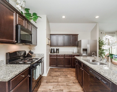 23510 Harrow Field Lane - Photo Thumbnail 3