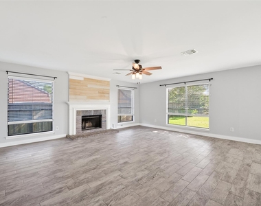 128 Bayou Bend Drive - Photo Thumbnail 5