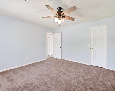 128 Bayou Bend Drive - Photo Thumbnail 22