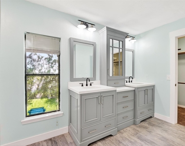 128 Bayou Bend Drive - Photo Thumbnail 20