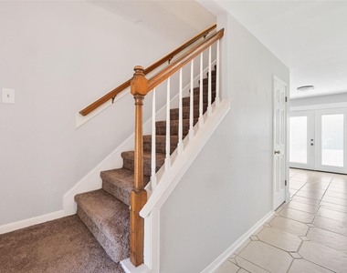 128 Bayou Bend Drive - Photo Thumbnail 15