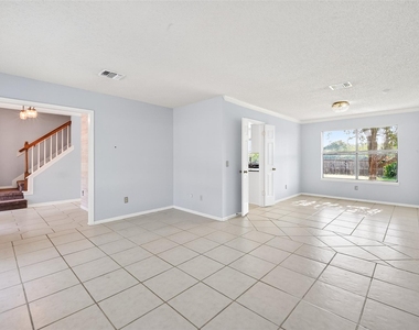 128 Bayou Bend Drive - Photo Thumbnail 2