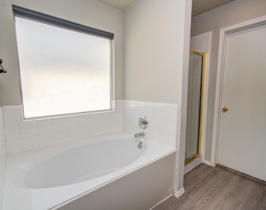 16126 Coleburn Drive - Photo Thumbnail 30