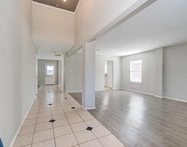 16126 Coleburn Drive - Photo Thumbnail 3