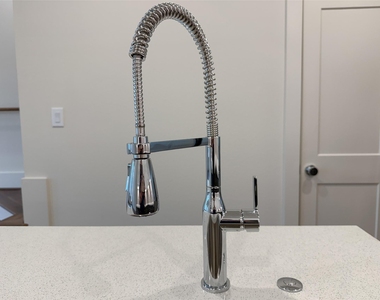 881 Rachel Street - Photo Thumbnail 6