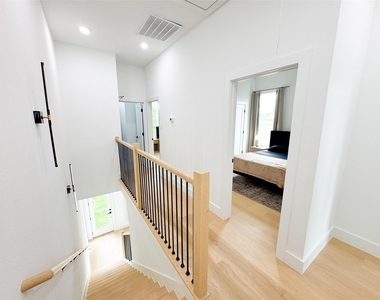 3920 Aledo Street - Photo Thumbnail 5