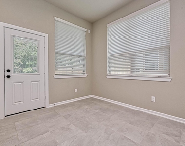 515 Longleaf Pine Drive - Photo Thumbnail 19