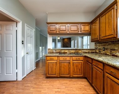 2710 Double Lake Drive - Photo Thumbnail 15