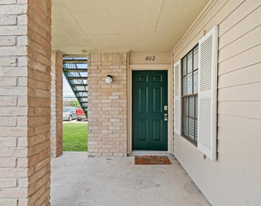 14600 Fonmeadow Drive - Photo Thumbnail 1
