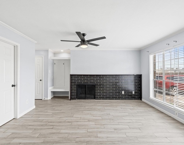 14600 Fonmeadow Drive - Photo Thumbnail 7