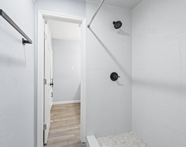 14600 Fonmeadow Drive - Photo Thumbnail 11