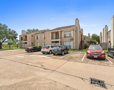 14600 Fonmeadow Drive - Photo Thumbnail 28