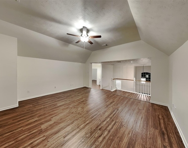 814 Spring Source Place - Photo Thumbnail 9