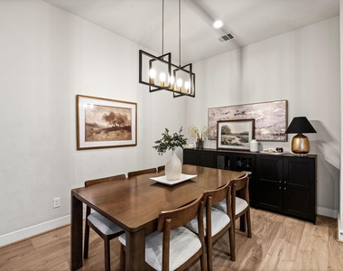 8817 Hollister Pine Court - Photo Thumbnail 9