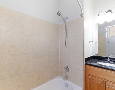 408 Eichwurzel Lane - Photo Thumbnail 14